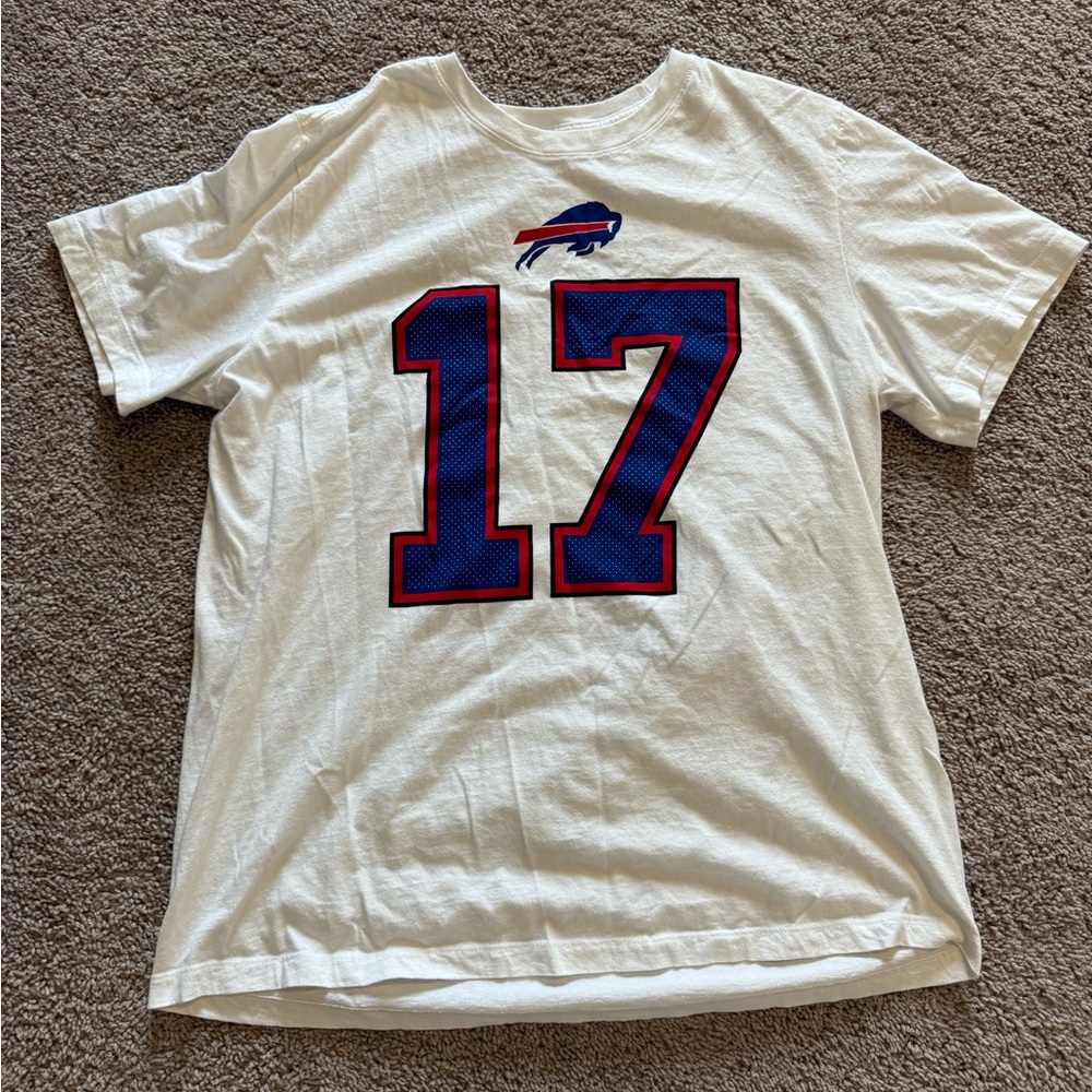 Men’s Buffalo bills T-shirt, size XL, Josh Allen